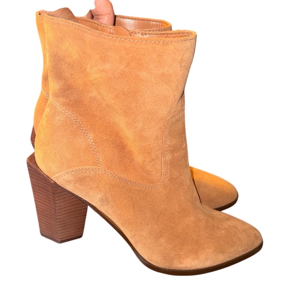 Vince Camuto Ezranda Suede Ankle Boots Light Cognac Brown Size 10M‎